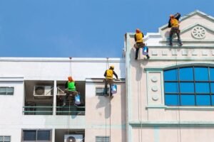 Read more about the article Painting Contractors